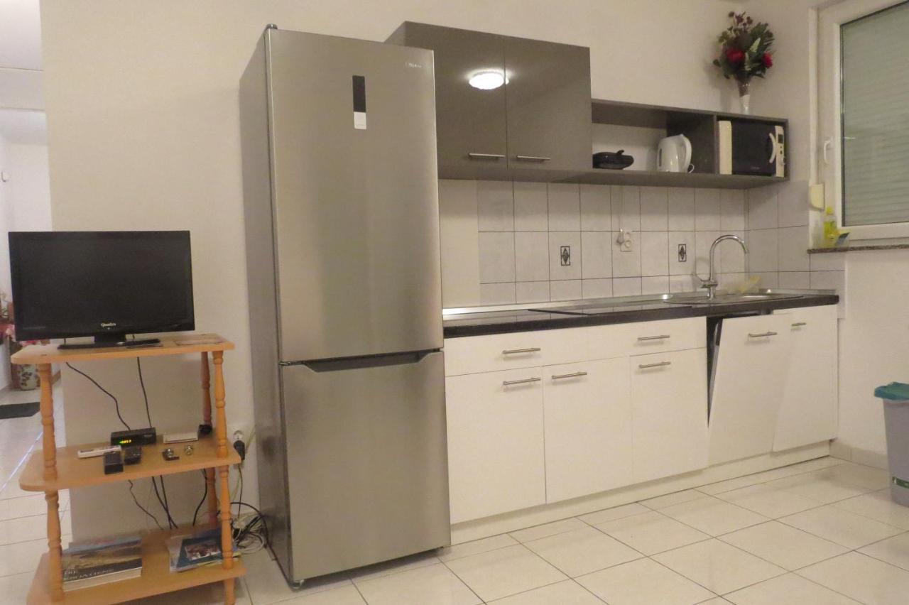 Modra Kuca Daire Mandre Dış mekan fotoğraf